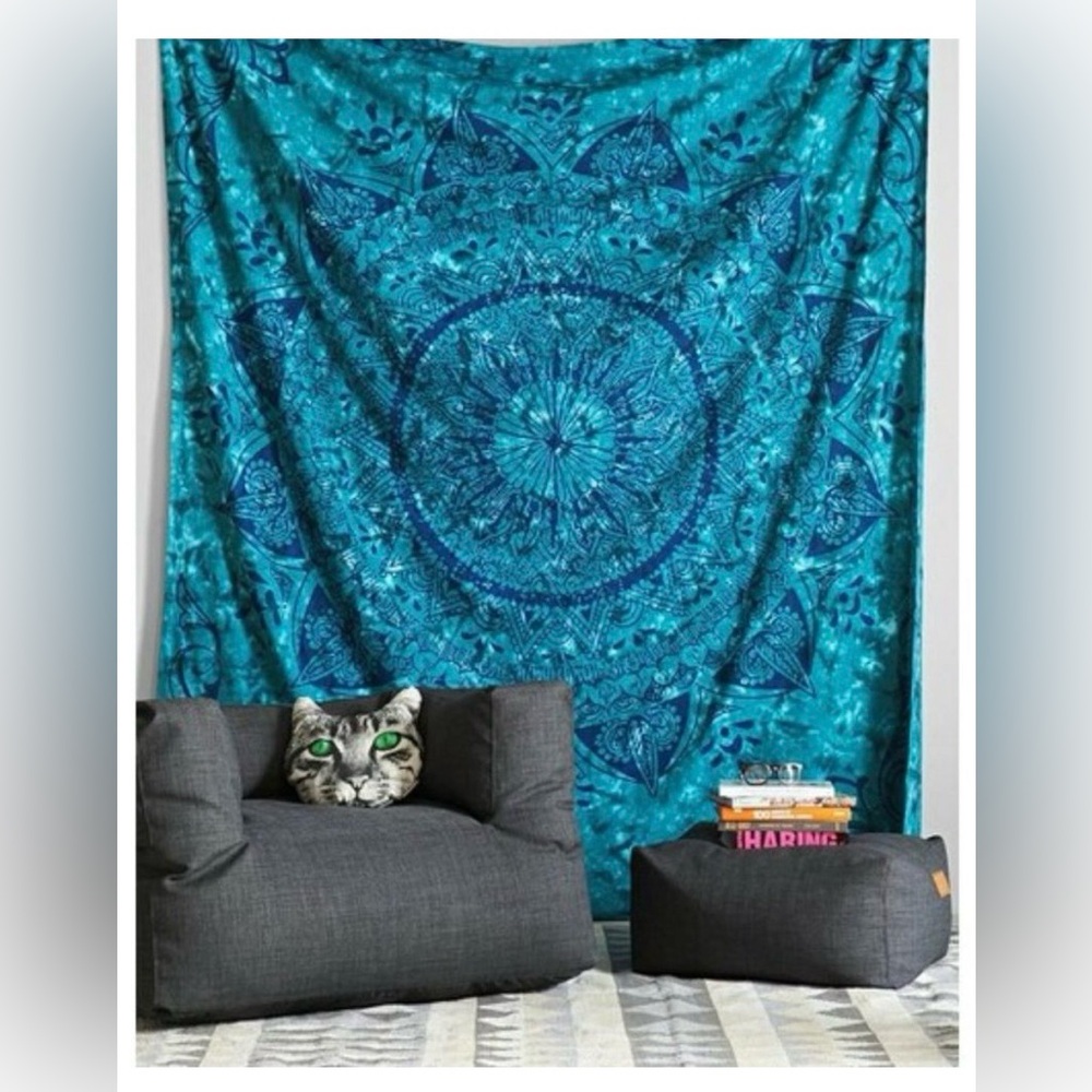 Authentic Urban Outfitters Magical Thinking Celeste Blue Tie Dye Tapestry